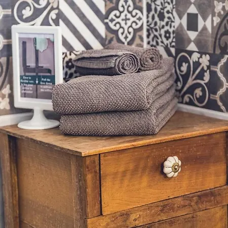 H2o D'hotes Bed & Breakfast 4*